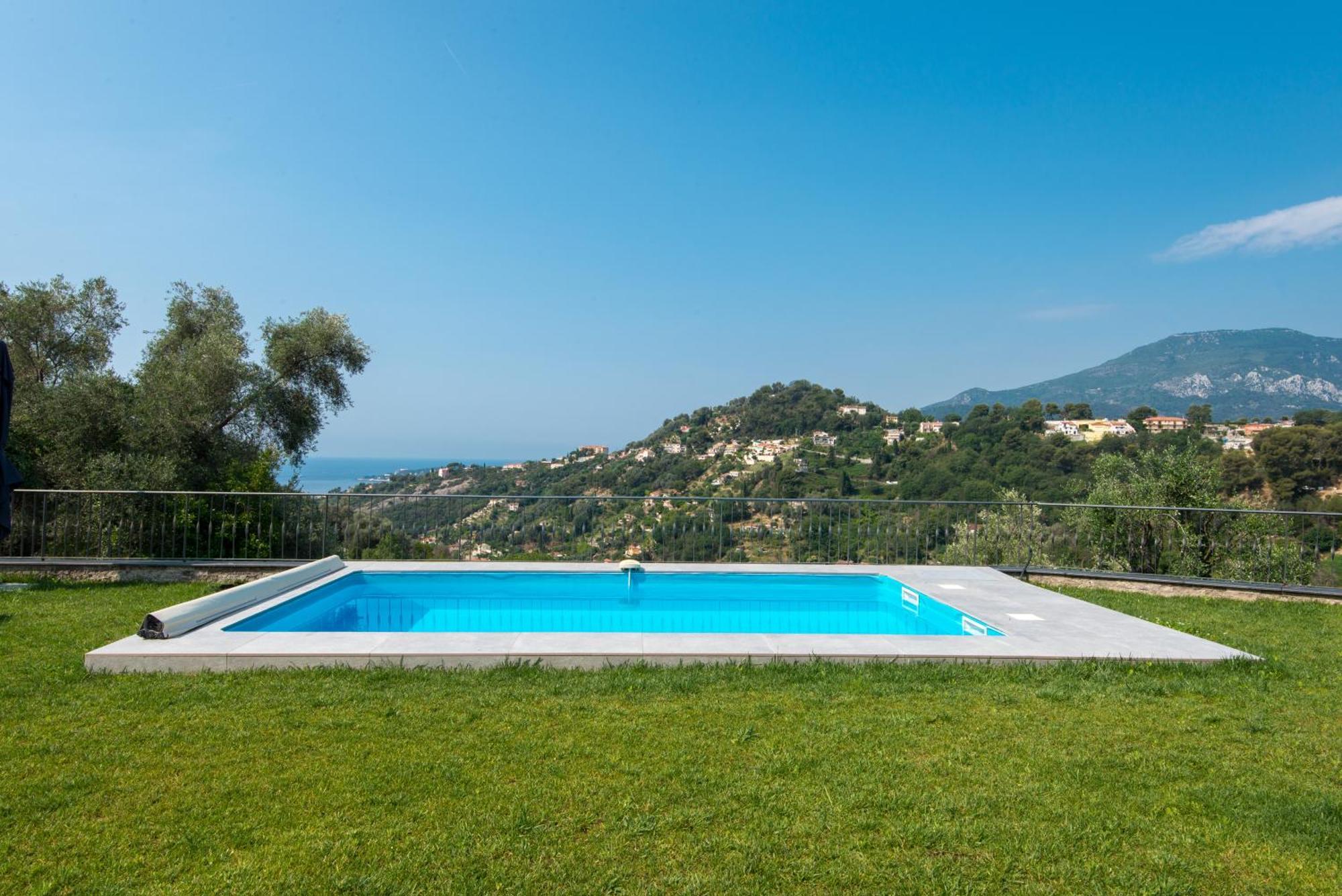 Jolie Maison Au Calme Menton Ngoại thất bức ảnh